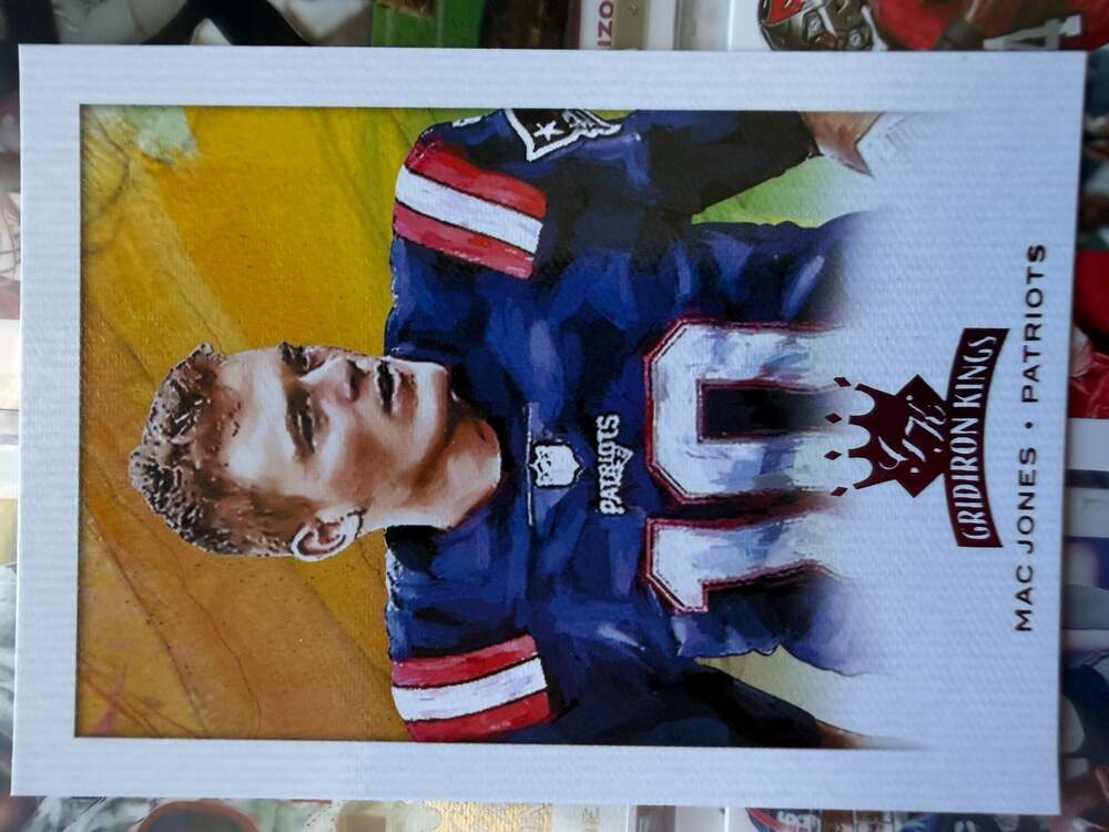 2021 Panini Chronicles Gridiron Kings Mac Jones #GK-5 Patriots Football Card